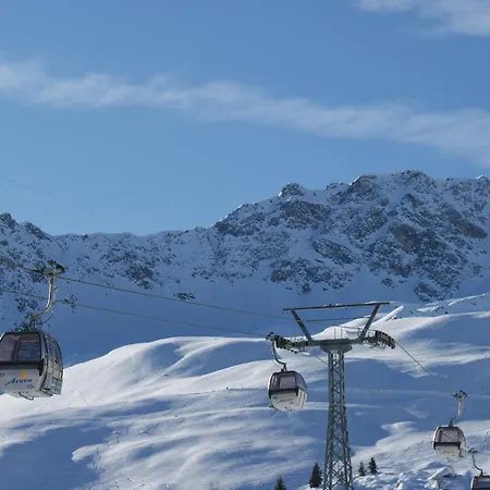 Christina 7 * Arosa