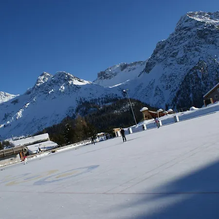 Christina 7 Apartment *