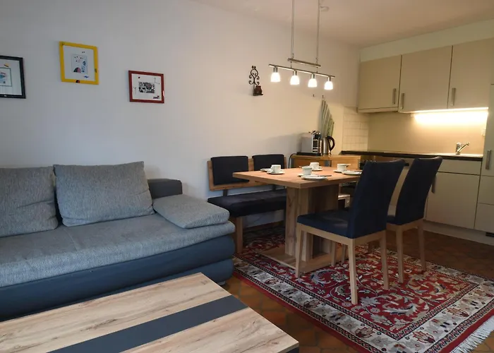 Apartment Christina 7 *