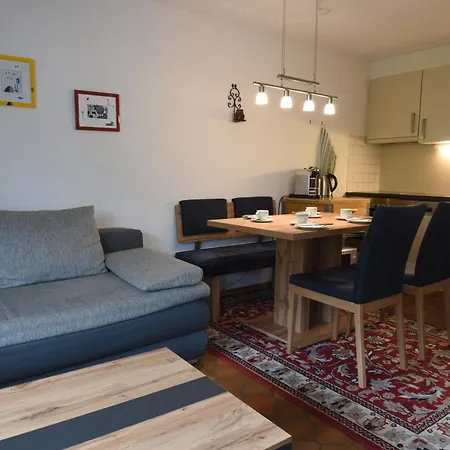 Apartman Christina 7 *